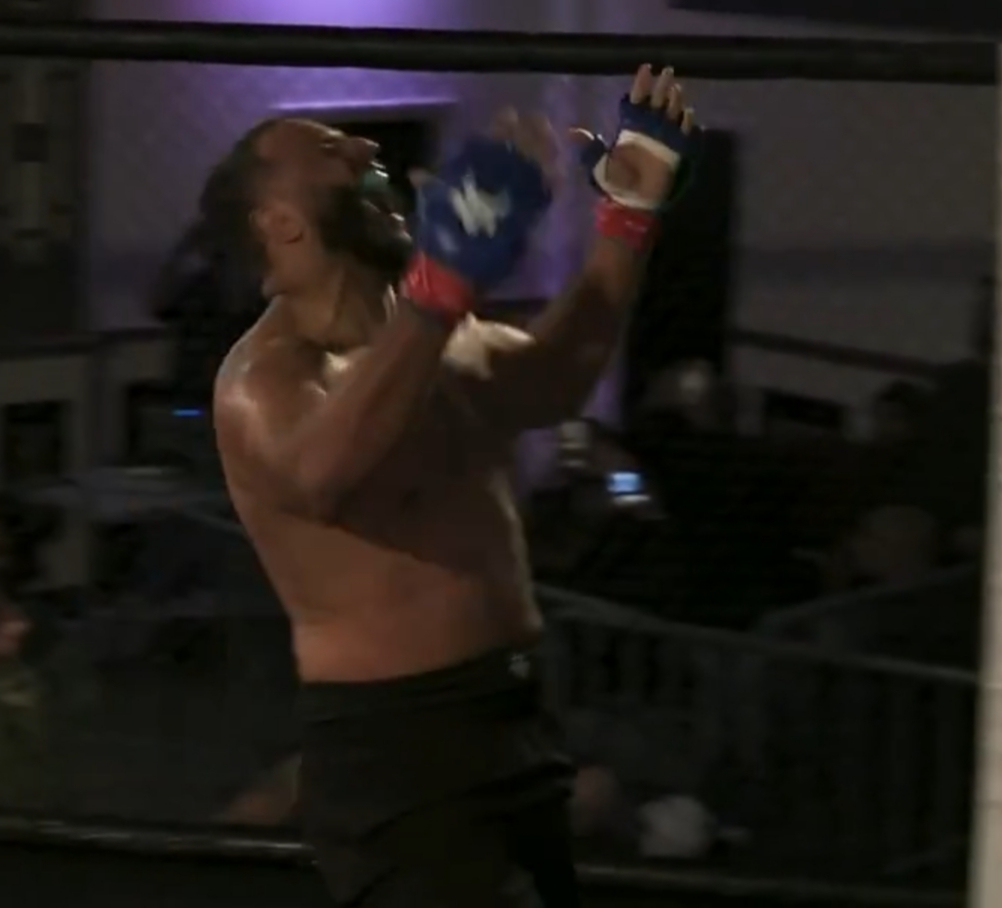 Hijab Dominates Bumstead at UMMA 5